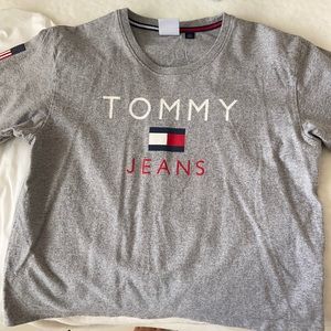 Long sleeve tommy jeans cropped long sleeve t-shirt